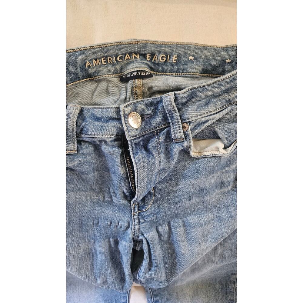 American Eagle Outfitters Women's Size 6 Regular Next Level Stretch Light Wash - Picture 3 of 8